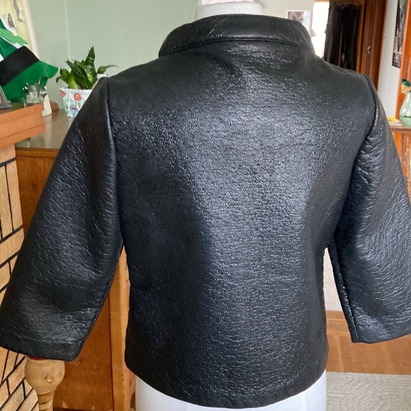 Jacket 🖤 - Picture 3 of 5